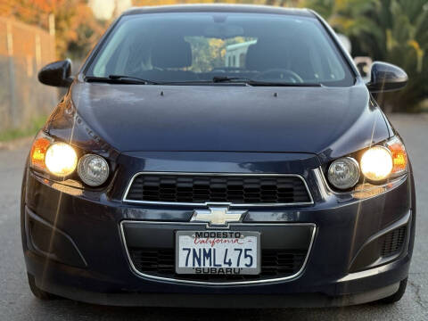 2015 Chevrolet Sonic LT Manual