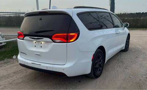 2020 Chrysler Pacifica Touring L Plus