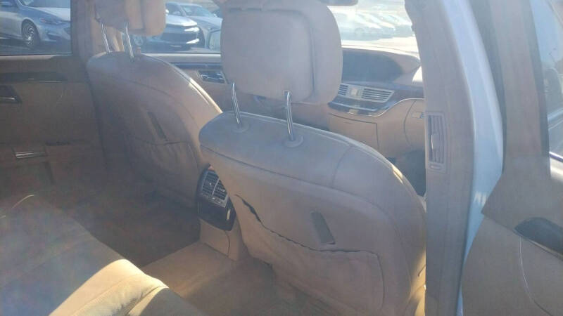 2011 Mercedes-Benz S-Class S 550