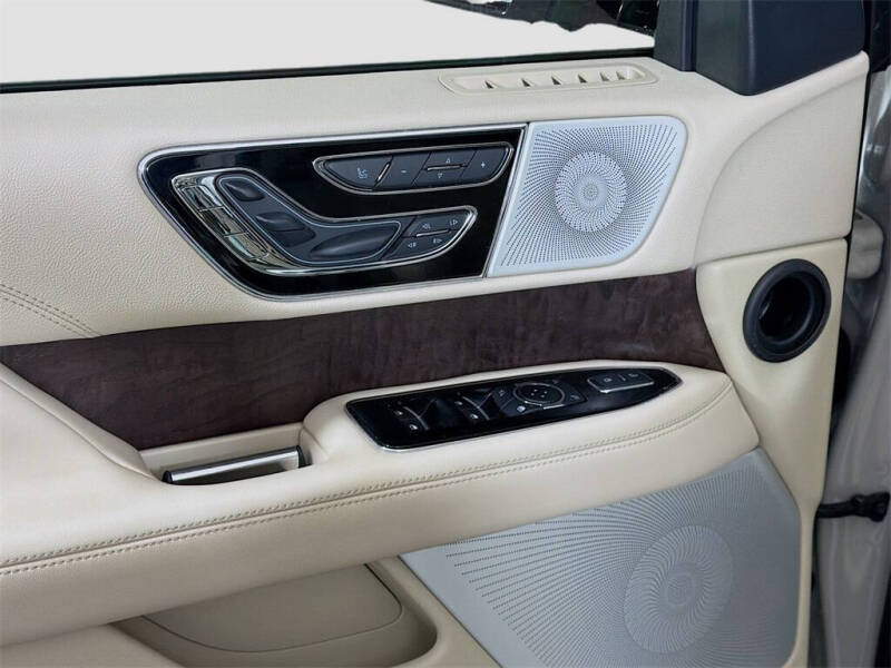 2021 Lincoln Navigator L Reserve