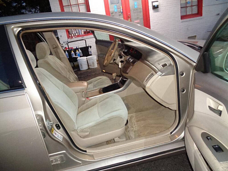 2008 Toyota Avalon XLS