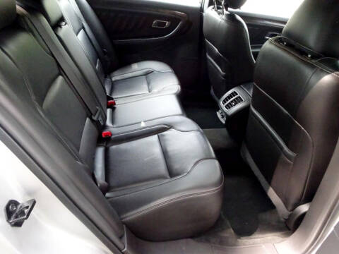 2017 Ford Taurus Limited