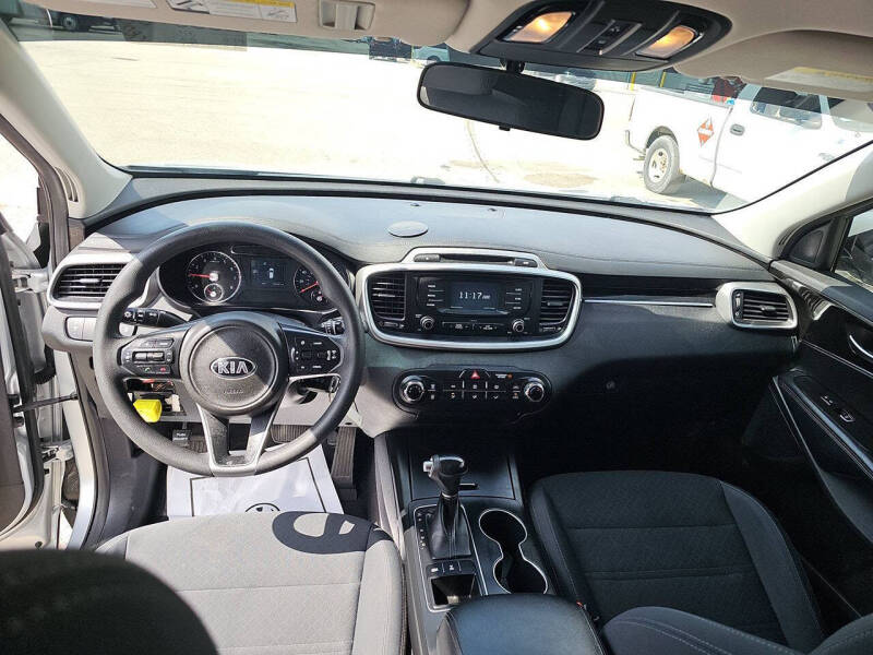 2017 Kia Sorento LX V6