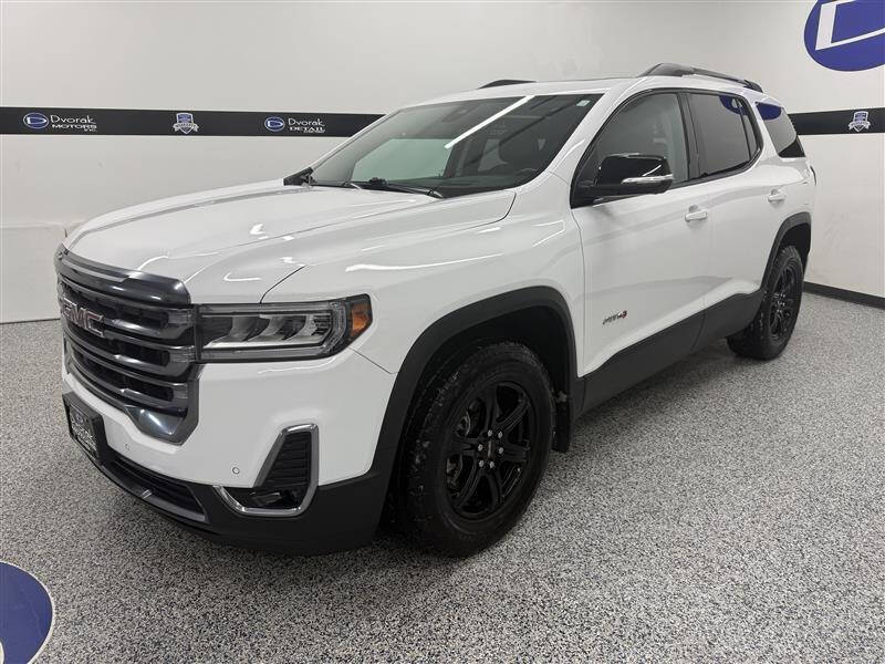 2022 GMC Acadia AT4