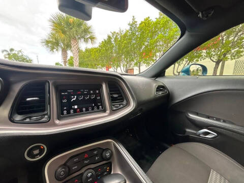 2022 Dodge Challenger GT