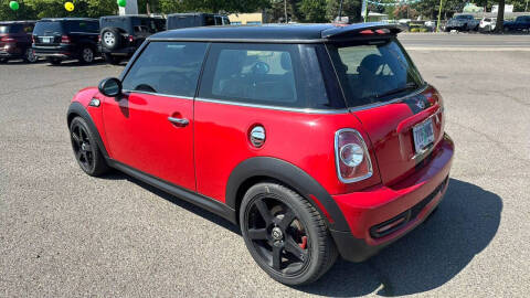 2011 MINI Cooper John Cooper Works