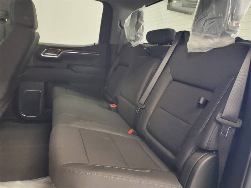 2026 GMC Sierra 1500 Elevation Standard