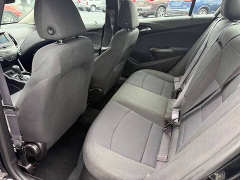 2017 Chevrolet Cruze LT Auto