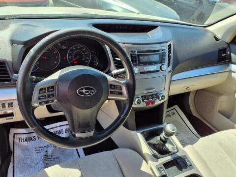 2013 Subaru Outback 2.5i Premium
