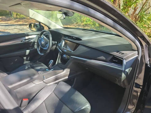 2018 Cadillac XT5 Luxury