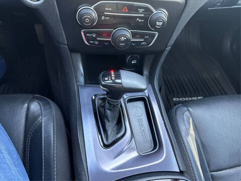 2017 Dodge Charger SXT