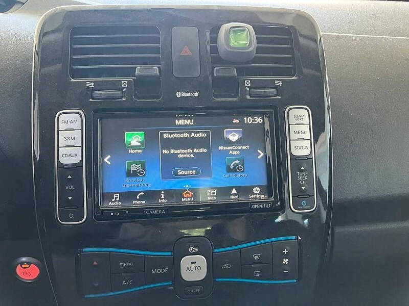 2016 Nissan LEAF
