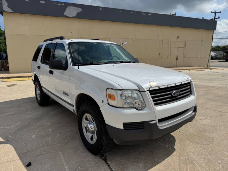 2006 Ford Explorer XLS
