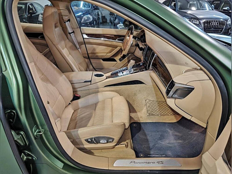 2011 Porsche Panamera