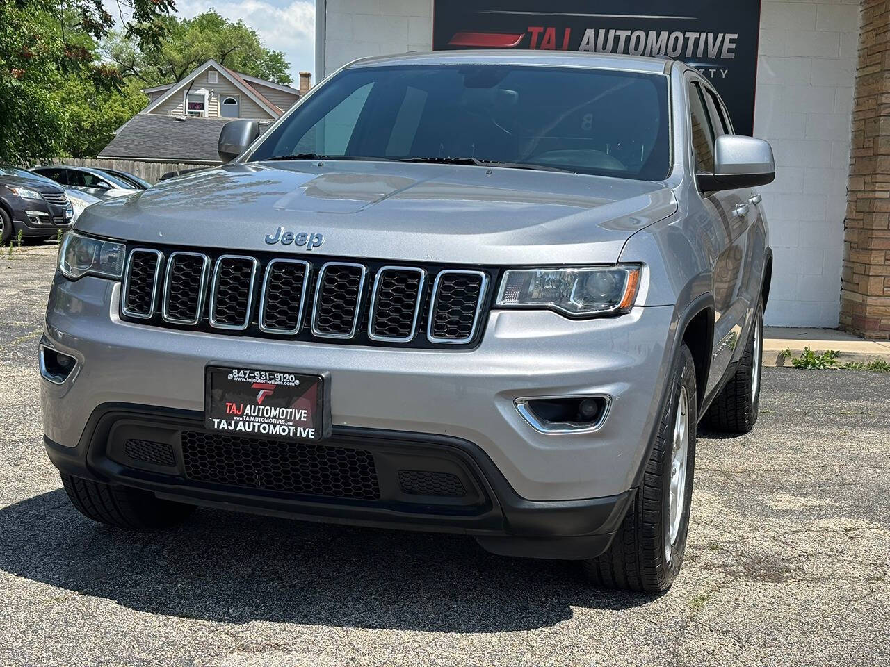 2017 Jeep Grand Cherokee Laredo's photo