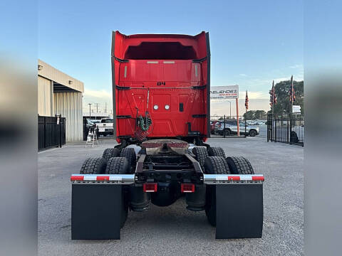 2018 International LT625