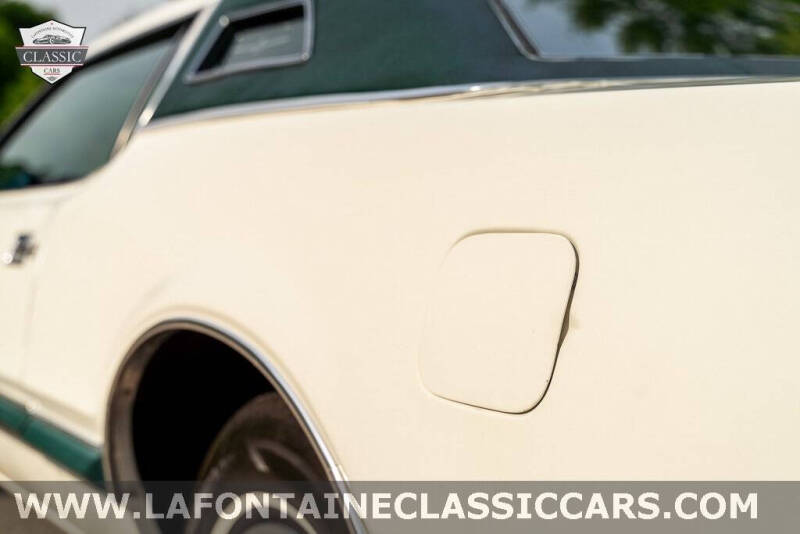 1976 Ford Thunderbird