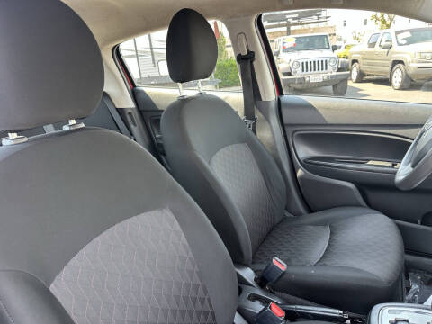 2021 Mitsubishi Mirage ES