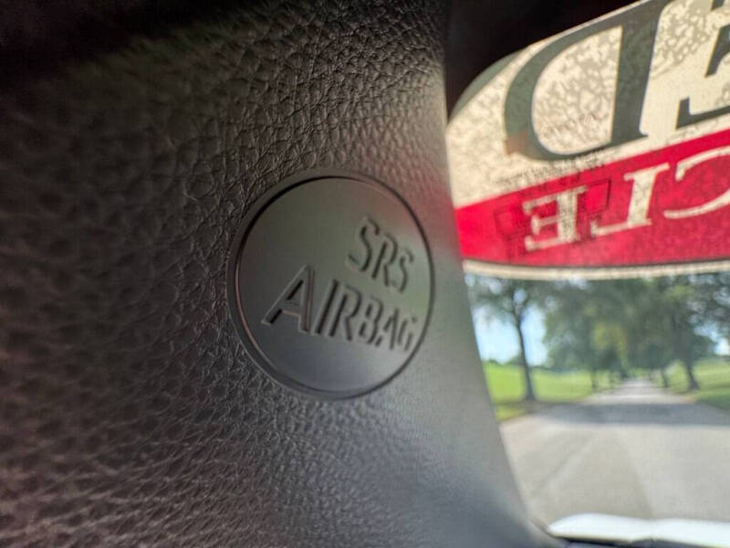 2024 Toyota Corolla Hatchback SE