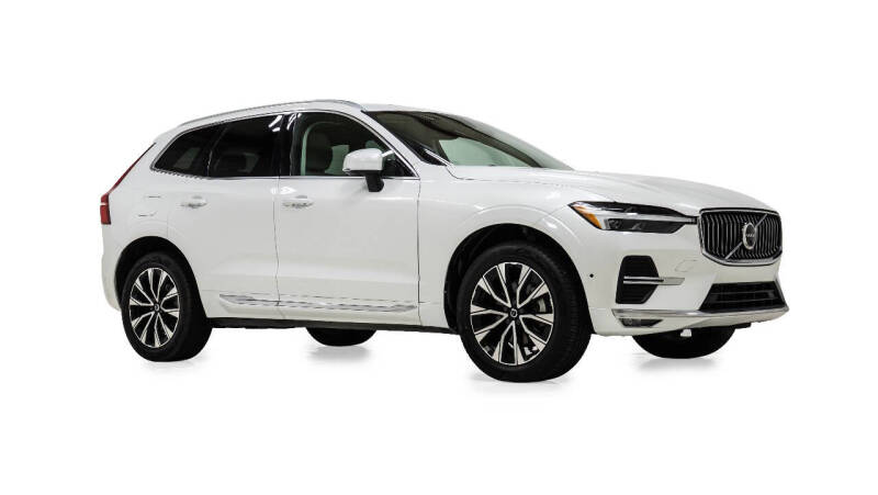 2023 Volvo XC60 B5 Plus Bright Theme