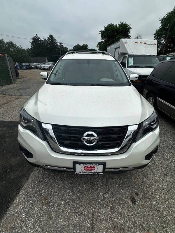 2020 Nissan Pathfinder SV