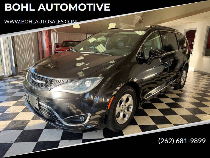 2017 Chrysler Pacifica Touring-L Plus