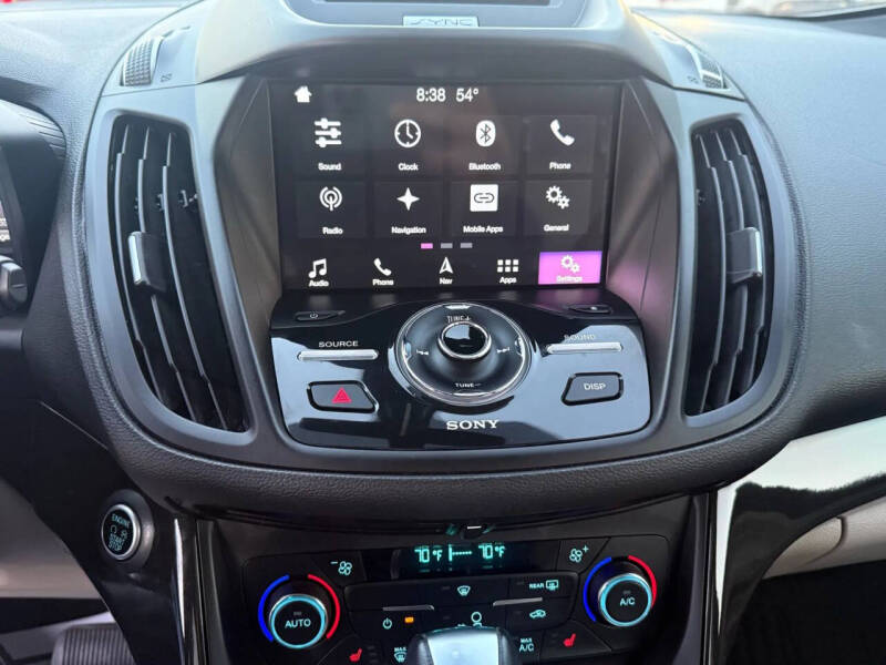 2017 Ford C-MAX Hybrid Titanium