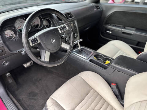 2010 Dodge Challenger SRT8