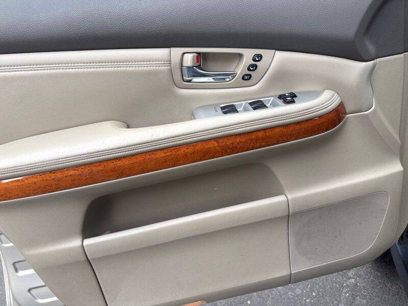 2004 Lexus RX 330