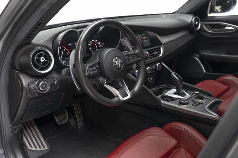 2022 Alfa Romeo Giulia Veloce