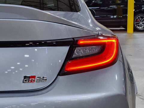 2024 Toyota GR86 Premium