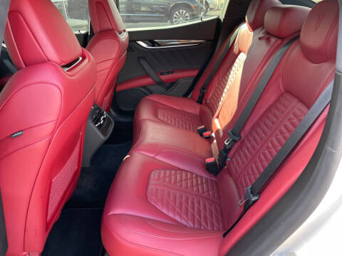 2023 Maserati Ghibli Trofeo