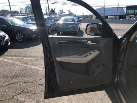 2011 Audi Q5 3.2 quattro Premium Plus