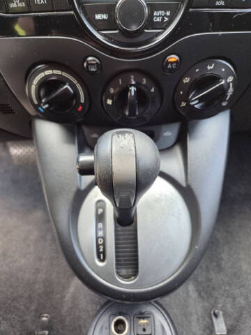 2013 Mazda MAZDA2 Sport