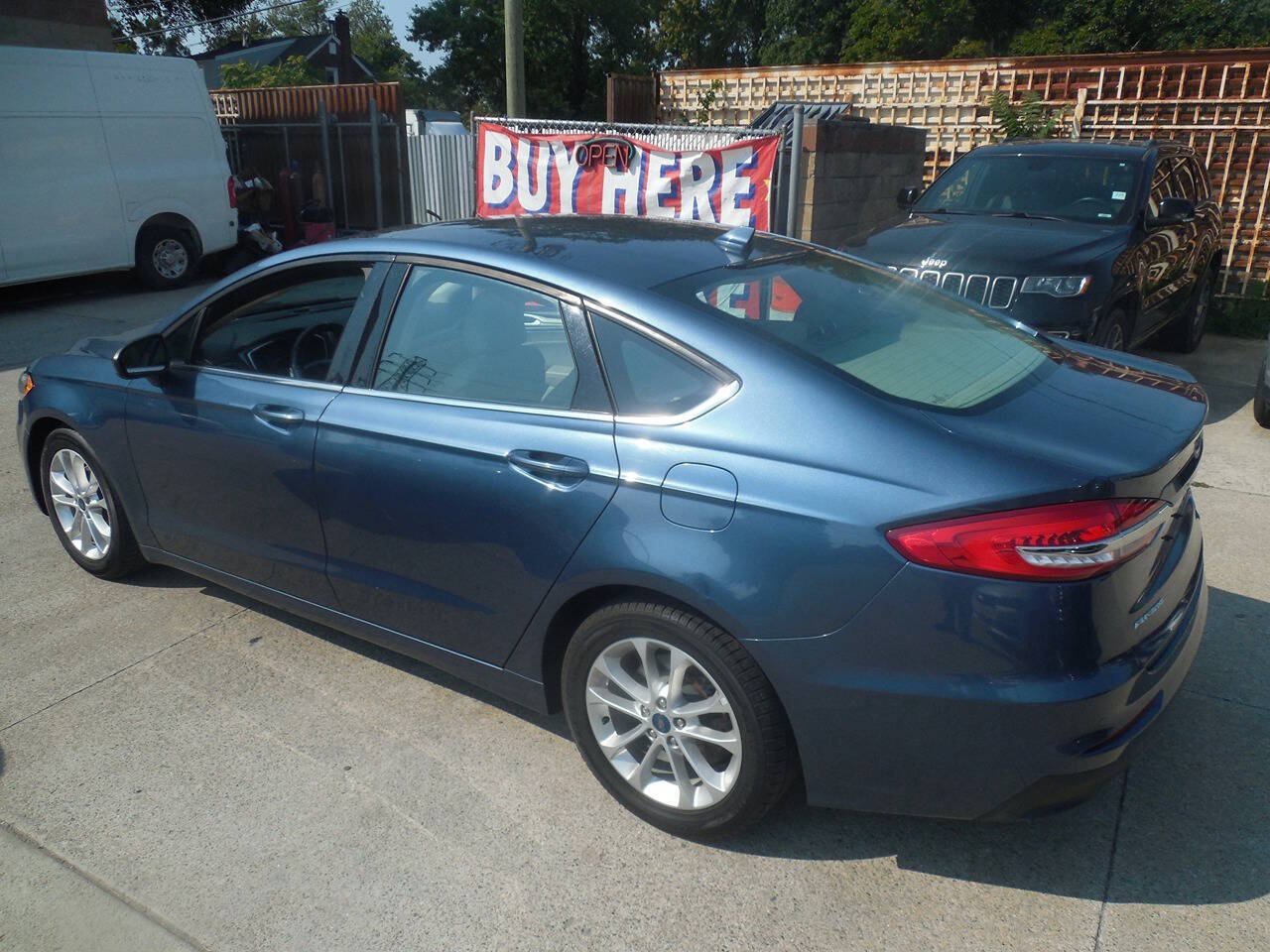 2019 Ford Fusion for sale at VIP Motor Sales in Hazel Park, MI