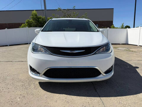 2017 Chrysler Pacifica