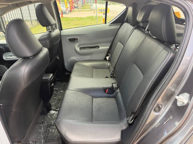 2013 Toyota Prius c Four