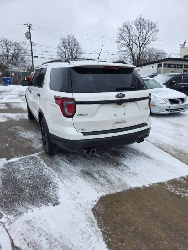 2019 Ford Explorer Sport