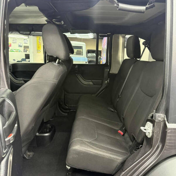 2016 Jeep Wrangler Unlimited Sport