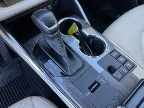 2023 Toyota Highlander Hybrid Limited