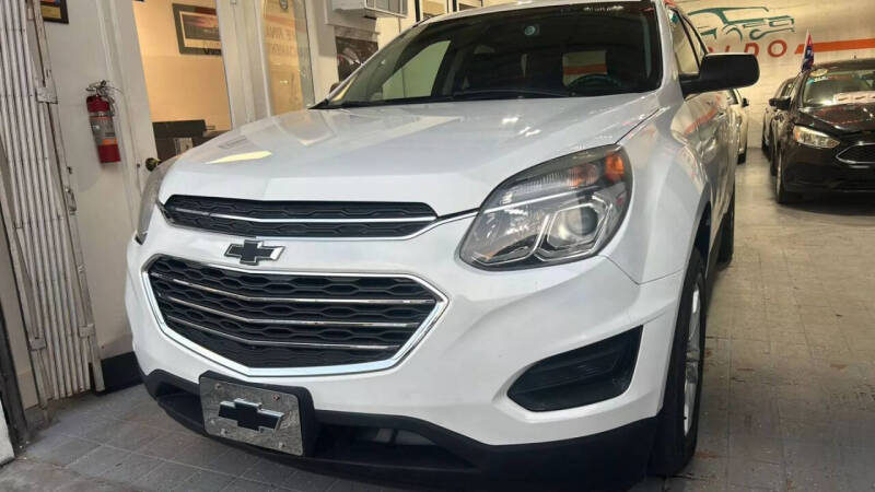 2017 Chevrolet Equinox for sale at VALDO AUTO SALES in Miami FL