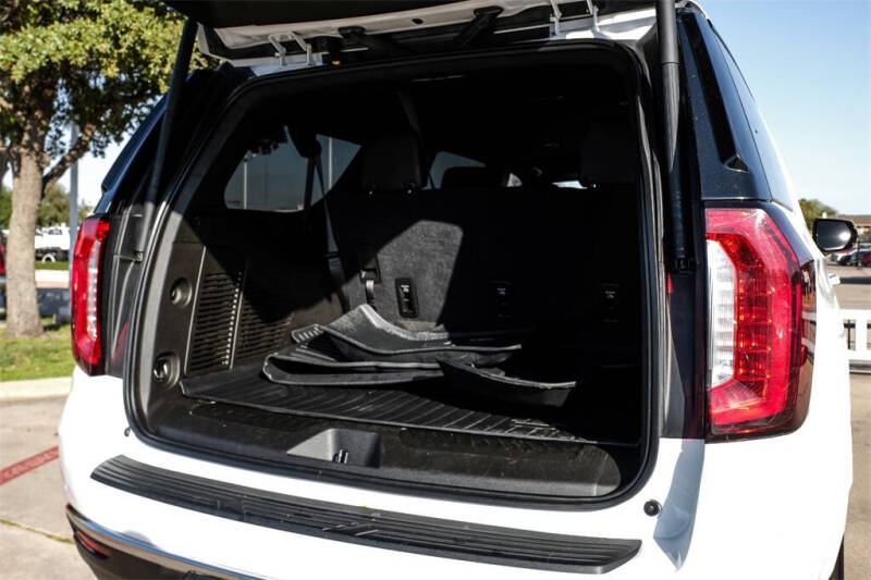 2021 GMC Yukon XL SLT