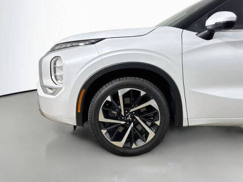 2022 Mitsubishi Outlander SEL