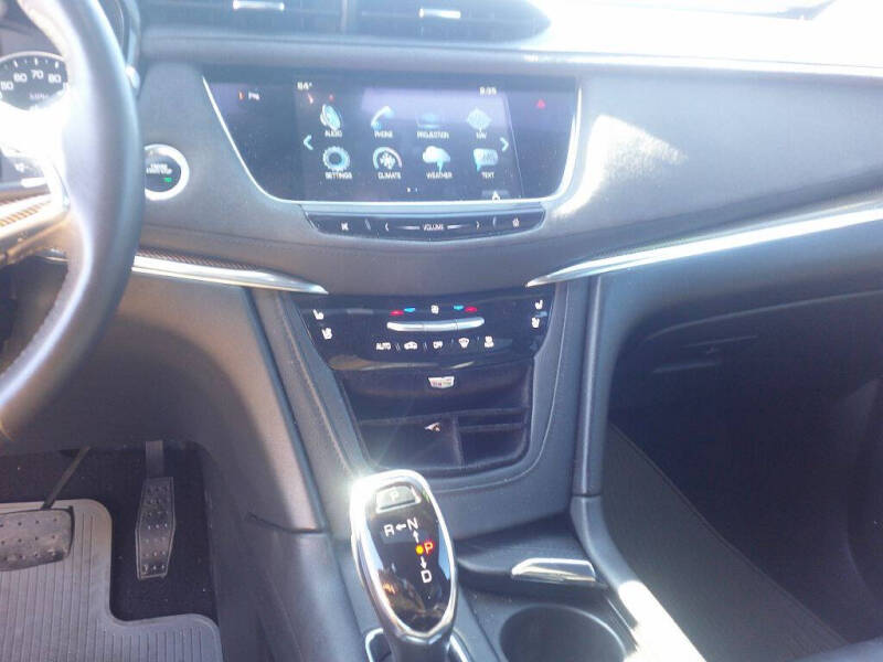 2017 Cadillac XT5 Platinum