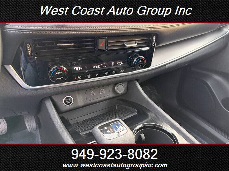 2022 Nissan Rogue SV