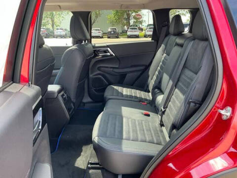 2025 Mitsubishi Outlander PHEV SE