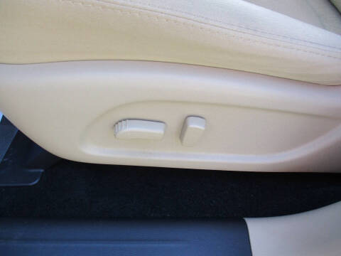 2016 Nissan Pathfinder SV