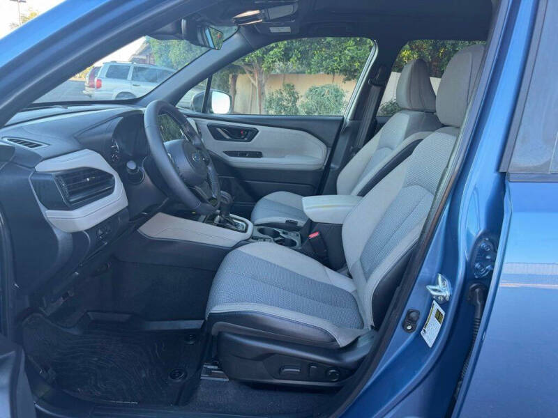 2025 Subaru Forester Premium