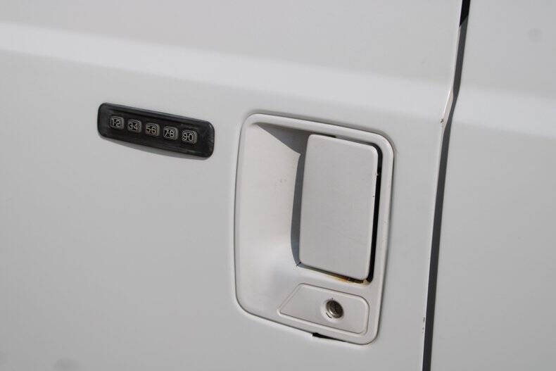 2005 Ford Excursion Eddie Bauer