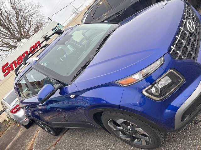 2023 Hyundai Venue SEL